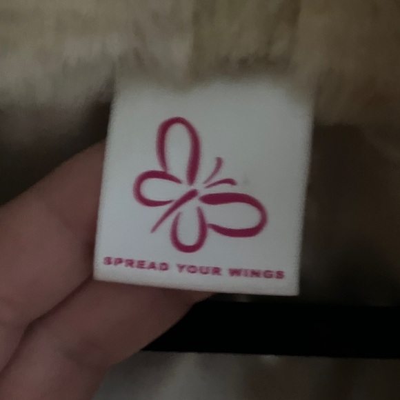 Luxurious Tan Teddy Jacket - Picture 2 of 6